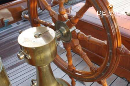 THENDARA CLASSIC SCHOONER