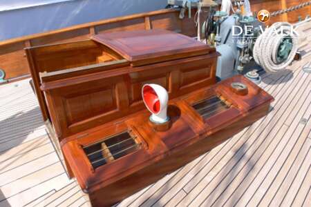 THENDARA CLASSIC SCHOONER