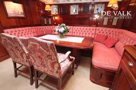 THENDARA CLASSIC SCHOONER