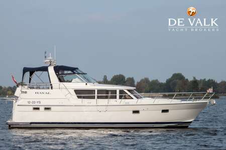 TRADER 42 SIGNATURE