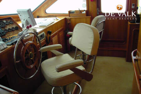 TRADER 65