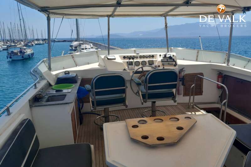 trader-65-motor-yacht-for-sale-de-valk-yacht-broker