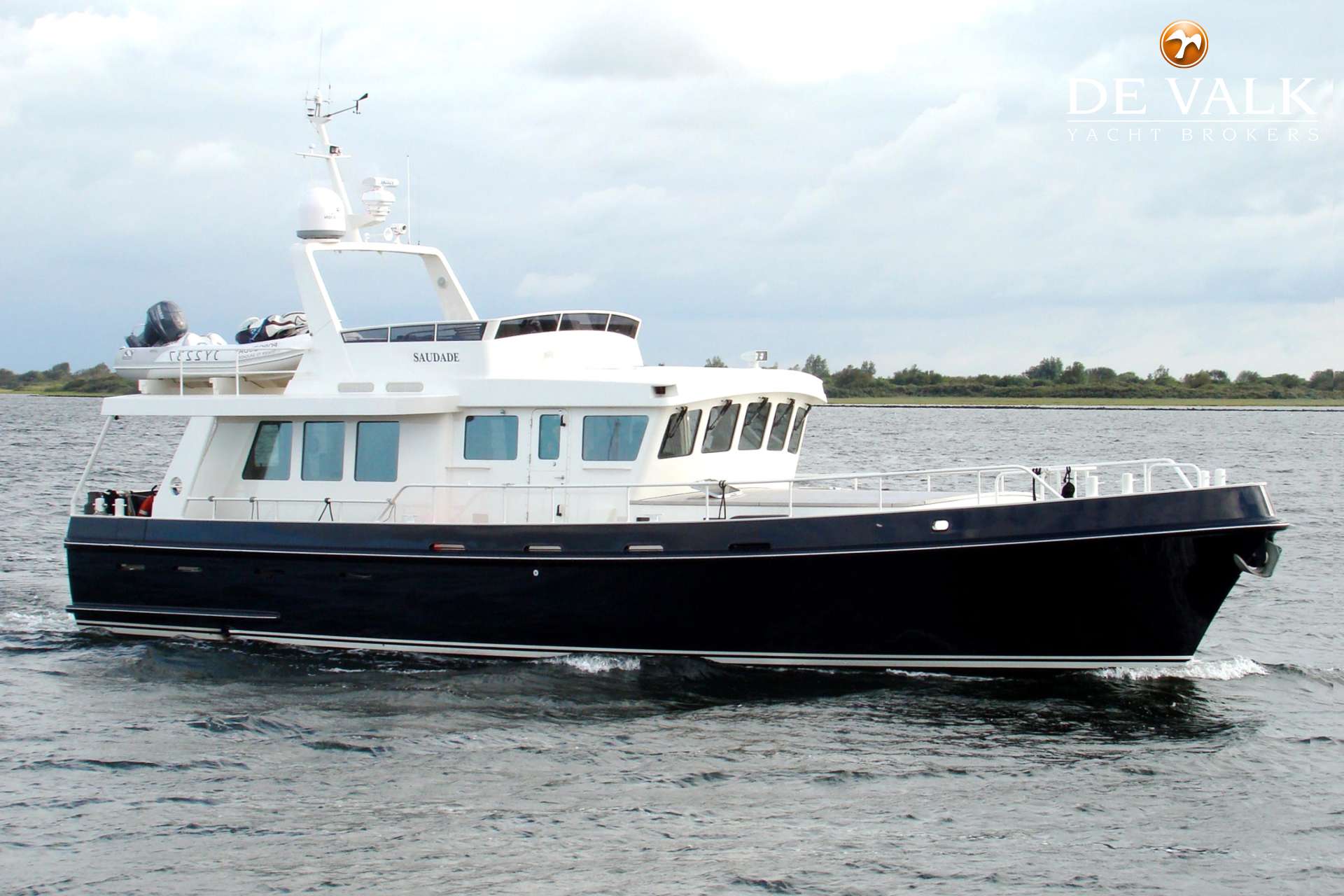 explorer trawler yacht for sale