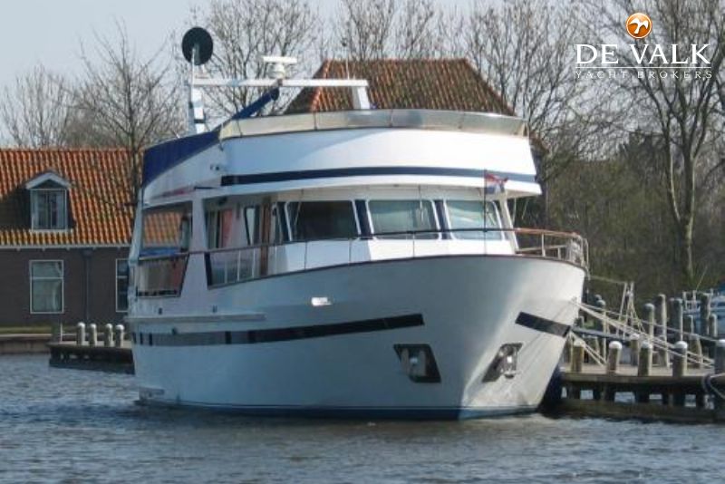 TSDY motor yacht for sale | De Valk Yacht Brokers