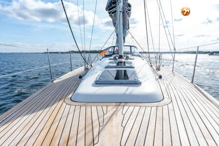 VA 403 - LIGHT WEIGHT CRUISER/RACER