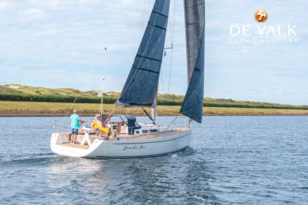 VA 403 - LIGHT WEIGHT CRUISER/RACER
