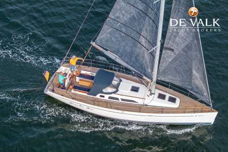 VA 403 - LIGHT WEIGHT CRUISER/RACER