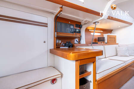 VA 403 - LIGHT WEIGHT CRUISER/RACER