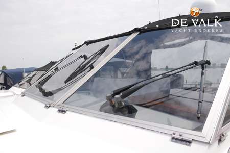 VAN DER VALK VITESSE 48