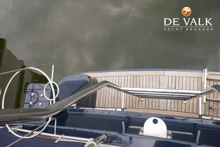 VAN DER VALK VITESSE 48