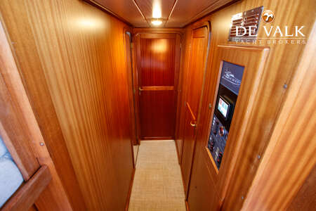 VALK VOYAGER 1750