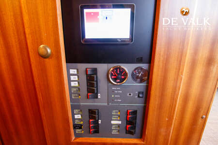 VALK VOYAGER 1750