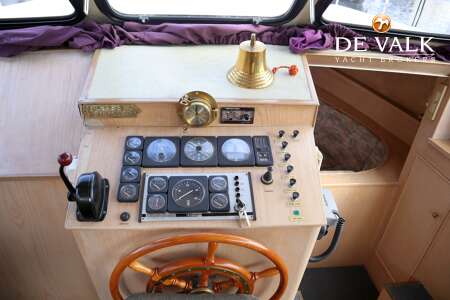 VALKKRUISER 14.50 FLYBRIDGE