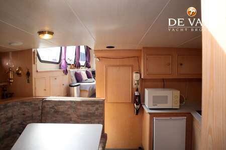 VALKKRUISER 14.50 FLYBRIDGE