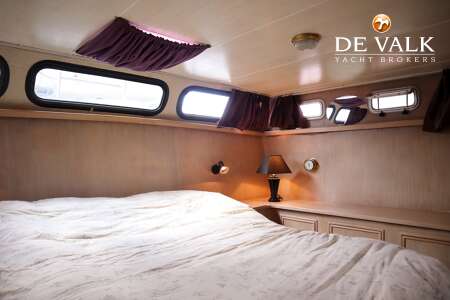 VALKKRUISER 14.50 FLYBRIDGE