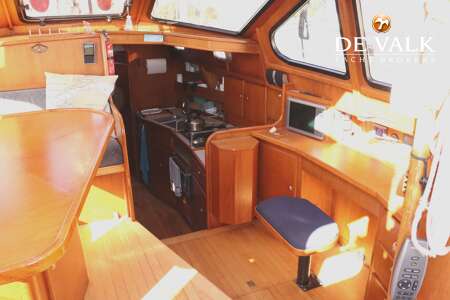 VAN DE STADT 40 NORMAN DECK SALOON