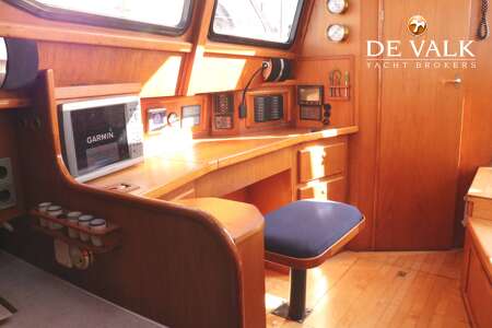 VAN DE STADT 40 NORMAN DECK SALOON