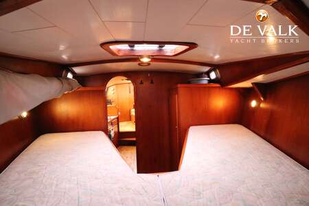 VAN DE STADT 40 NORMAN DECK SALOON