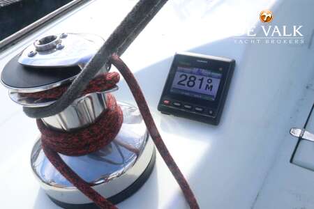 VAN DE STADT 44 SATELITE LIFT KEEL