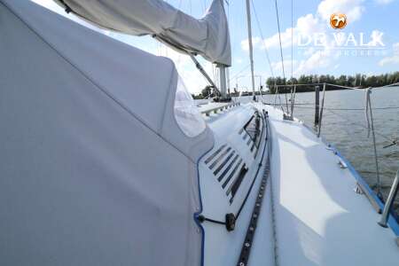 VAN DE STADT 44 SATELITE LIFT KEEL