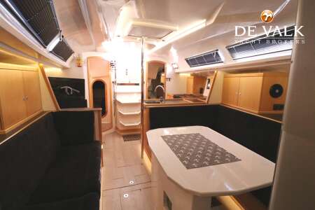 VAN DE STADT 44 LIFTING KEEL