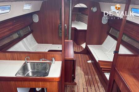 VAN DE STADT HELENA 38