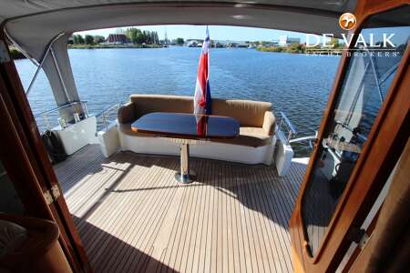 VAN DEN HOVEN 18M PACIFIC EXCLUSIVE