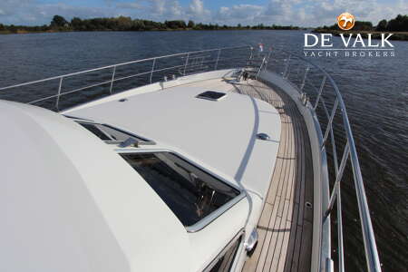 VAN DEN HOVEN 18M PACIFIC EXCLUSIVE