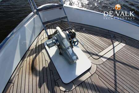 VAN DEN HOVEN 18M PACIFIC EXCLUSIVE