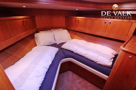 VAN DEN HOVEN 18M PACIFIC EXCLUSIVE