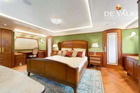 VAN DER VALK EXPLORER 37M