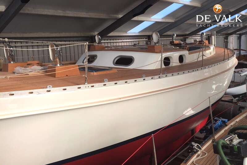 VENNEKENS DE VRIES LENTSCH TWEEMASTER