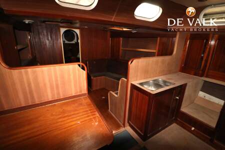 VENNEKENS DE VRIES LENTSCH TWEEMASTER