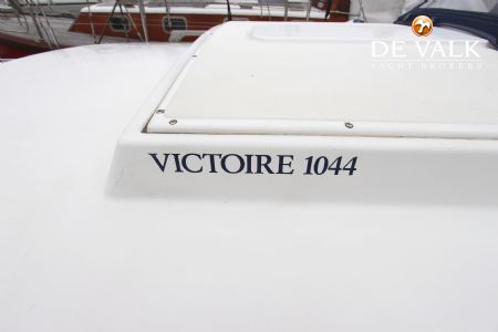 VICTOIRE 1044