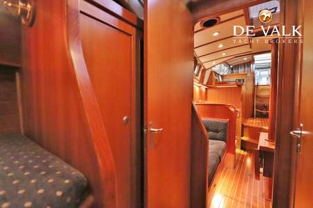 VICTOIRE 1270 DECKSALOON