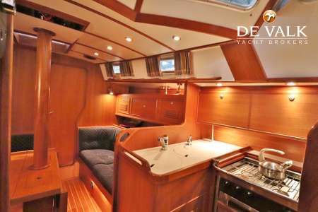 VICTOIRE 1270 DECKSALOON