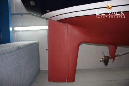VICTOIRE 1270 DECKSALOON