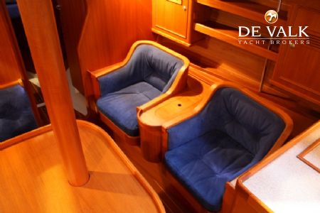 VICTOIRE 1270 DECKSALOON