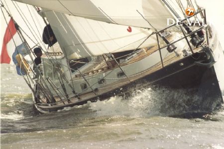 VICTOIRE 1270 DECKSALOON
