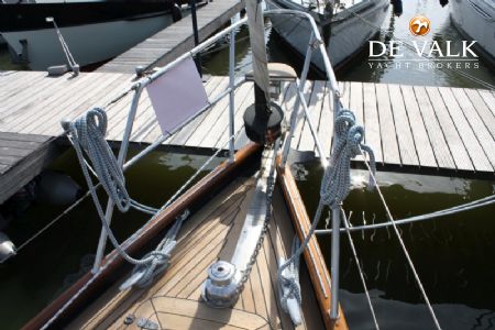 VICTOIRE 1270 DECKSALOON