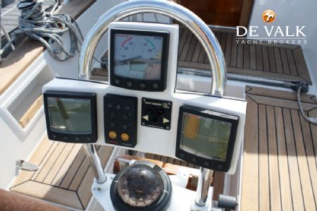 VICTOIRE 1270 DECKSALOON