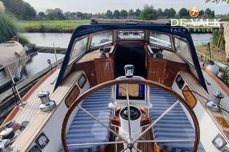 WAARSCHIP 1076 CUSTOM