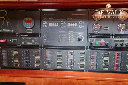 WAARSCHIP 1076 CUSTOM