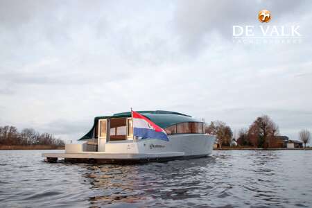 WATERDREAM LIMOUSINE TENDER