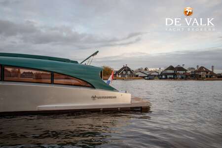 WATERDREAM LIMOUSINE TENDER