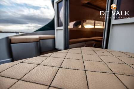 WATERDREAM LIMOUSINE TENDER