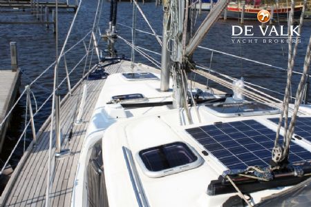 WAUQUIEZ 40 PILOT SALOON