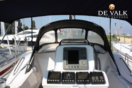 WAUQUIEZ 43 PILOT SALOON