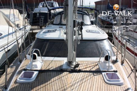 WAUQUIEZ 43 PILOT SALOON