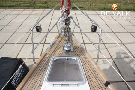 WAUQUIEZ 43 PILOT SALOON